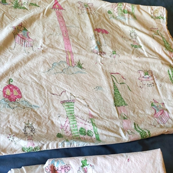 Pottery Barn Kids Bedding - Picture 2 of 5